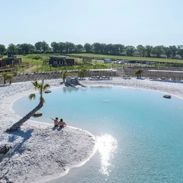 Nuit en Cabane sur l'Eau près de Poitiers