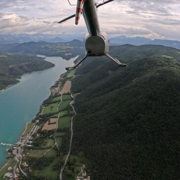 Vol en Hélicoptère près de Grenoble - Les Grands lacs de L'Isère