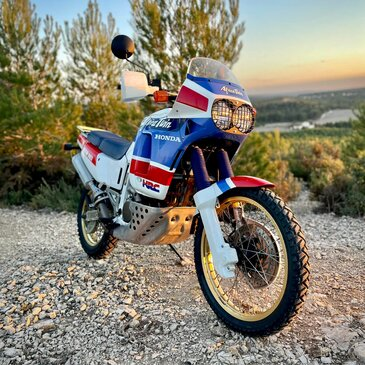 Randonnée en Moto Trail près de Bergerac