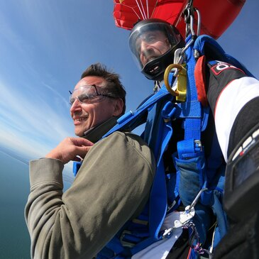 Saut en Parachute Tandem sur la plage à Soulac-sur-Mer
