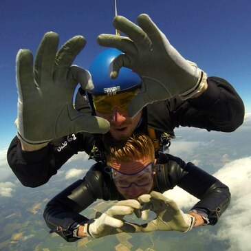 Saut en Parachute Tandem près de Compiègne