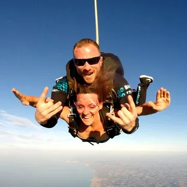 Saut en Parachute Tandem près de Compiègne
