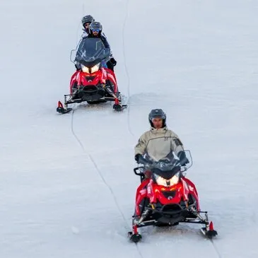 Randonnée en Motoneige dans le Massif des Sybelles