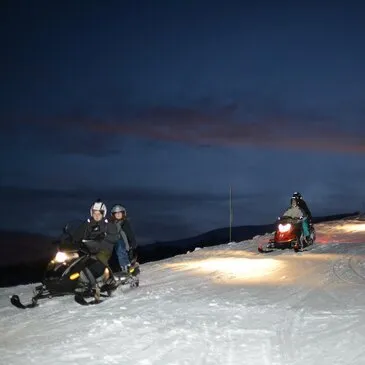 Randonnée en Motoneige dans le Massif des Sybelles