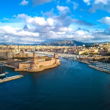 Baptême en Hélicoptère près de Marseille