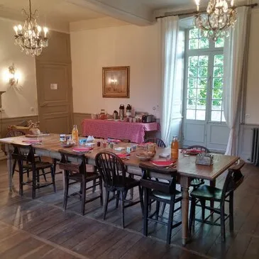 Nuit au Château de la Combe dans le Périgord