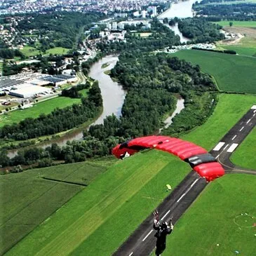 Saut en Parachute Tandem à Vichy