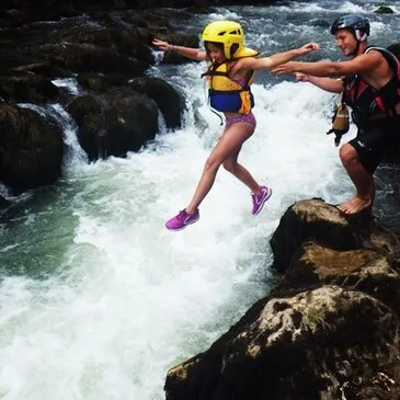 Canyoning dans les Gorges du Diable près de Montpellier