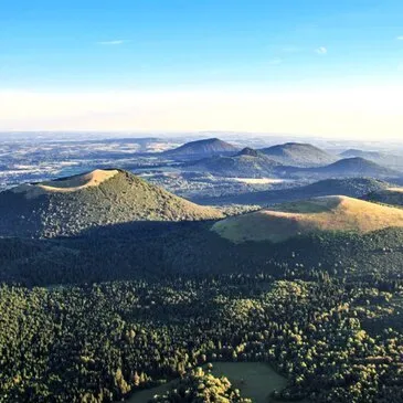 Vol en Montgolfière - Survol des Volcans d'Auvergne