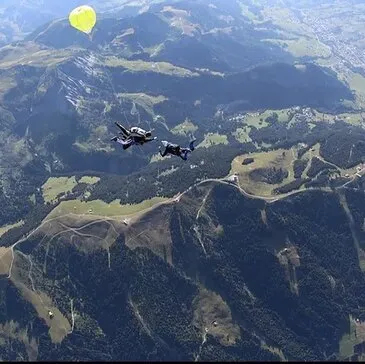 Saut en Parachute depuis un Hélicoptère près de Chambéry