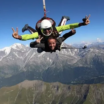 Saut en Parachute depuis un Hélicoptère près de Chambéry