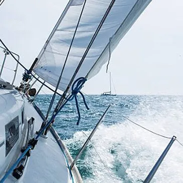 Journée en Catamaran dans les Calanques de Marseille