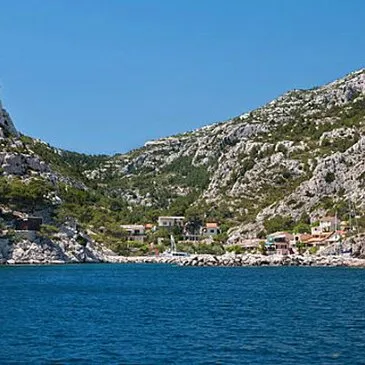 Journée en Catamaran dans les Calanques de Marseille