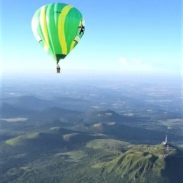 Week-end Vol en Montgolfière - Survol des Volcans d'Auvergne