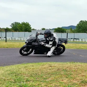 Coffret Pilotage Moto près de Montpellier