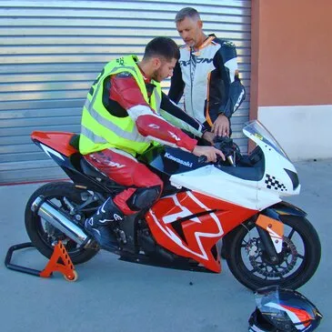 Coffret Pilotage Moto près de Montpellier