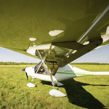 Vol d'Initiation au Pilotage en ULM Multiaxe à Nantes