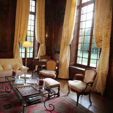 Nuit au Château de Bourron près de Fontainebleau