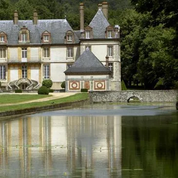 Nuit au Château de Bourron près de Fontainebleau
