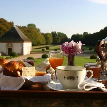 Nuit au Château de Bourron près de Fontainebleau