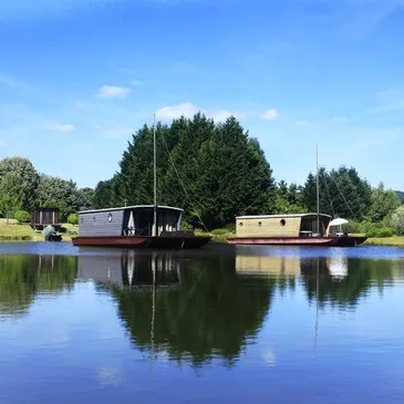 Nuit en Cabane Flottante dans le Limousin
