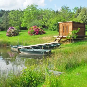 Nuit en Cabane Flottante dans le Limousin