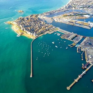 Baptême en Hélicoptère à Dinan - Baie du Mont-Saint-Michel