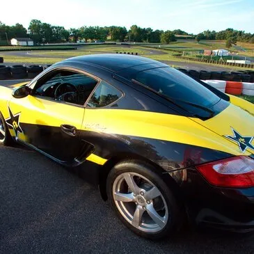 Pilotage pour Enfant en Porsche à Château-Gaillard