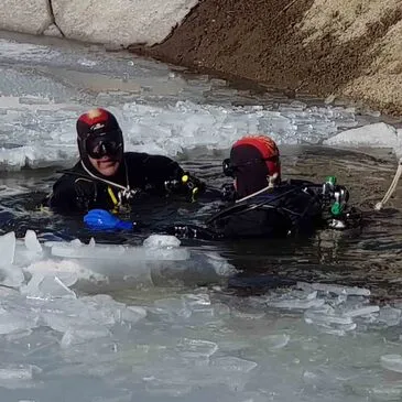Baptême de Plongée sous Glace à La Quillane