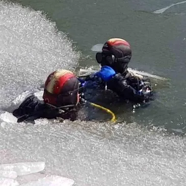 Baptême de Plongée sous Glace à La Quillane