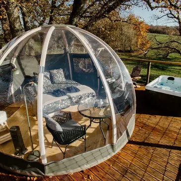 Nuit en Bulle avec Spa à Margouët-Meymes