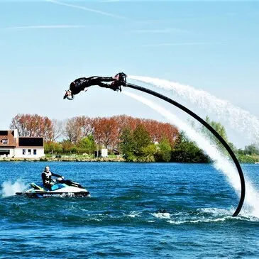Initiation au Flyboard à Bruges