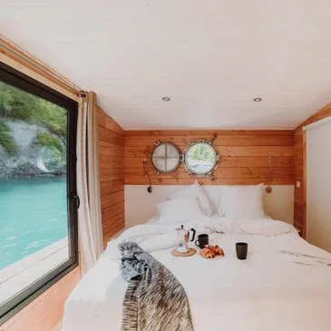 Nuit en Cabane sur l’Eau au Lac de Serre-Ponçon