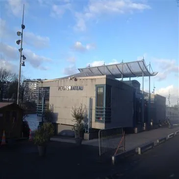 Permis Bateau à Paris Invalides