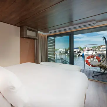 Nuit Insolite en House Boat près de Giverny