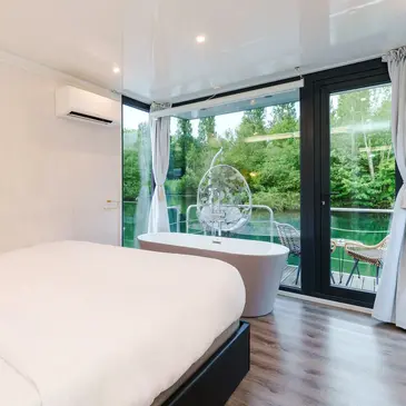 Nuit Insolite en House Boat près de Melun