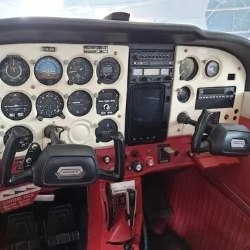 Initiation au Pilotage d'Avion près de Bordeaux