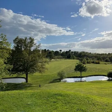Weekend Golf avec Jacuzzi Privatif près de Périgueux
