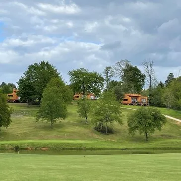 Weekend Golf avec Jacuzzi Privatif près de Périgueux