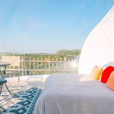 Nuit en Bulle avec Jacuzzi Privatif près de Cahors