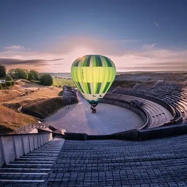 Vol en Montgolfière à l'Amphithéatre de Grand
