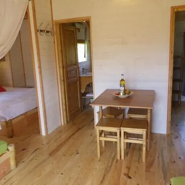 Nuit insolite en Cabane Familiale près de Bergerac
