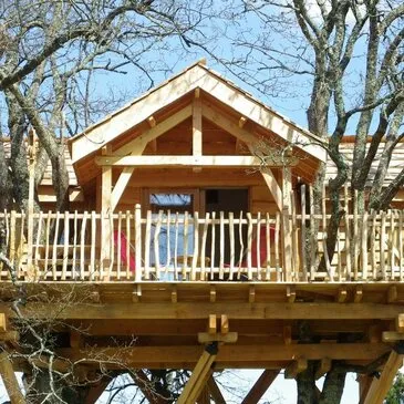 Nuit insolite en Cabane Familiale près de Bergerac