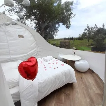 Nuit en Bulle avec Jacuzzi Privatif près de Caen