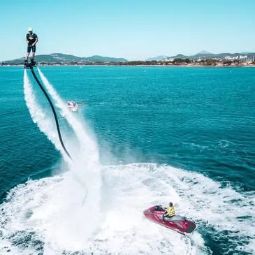 Initiation au Flyboard à Sainte-Maxime