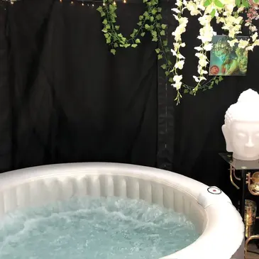 Nuit en Bulle avec Jacuzzi Privatif près de Montauban