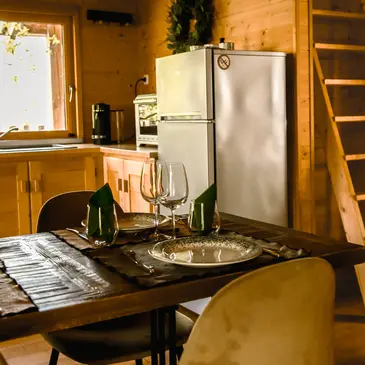 Cabane dans les Arbres avec Spa privatif près de Laval