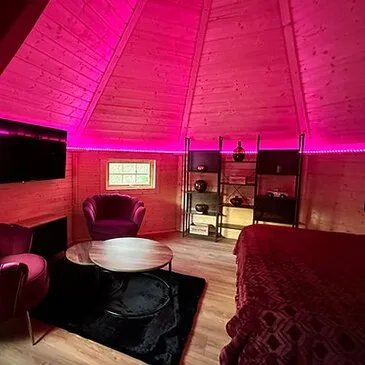 Nuit en Cabane avec Spa Privatif près de Strasbourg