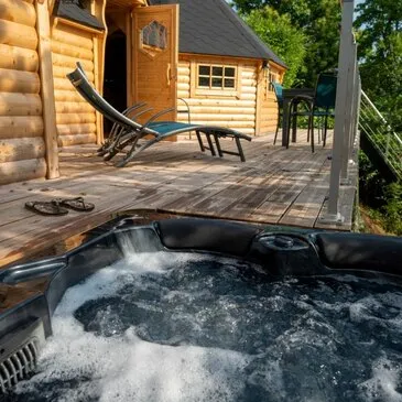 Nuit en Cabane avec Spa Privatif près de Strasbourg
