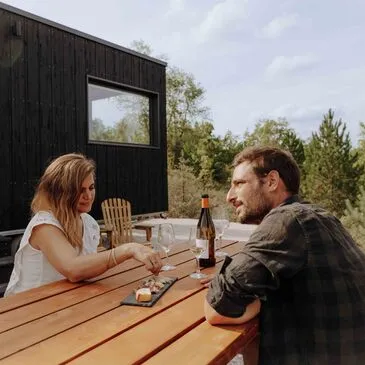 Nuit insolite en Tiny House dans un Vignoble près de Cahors
